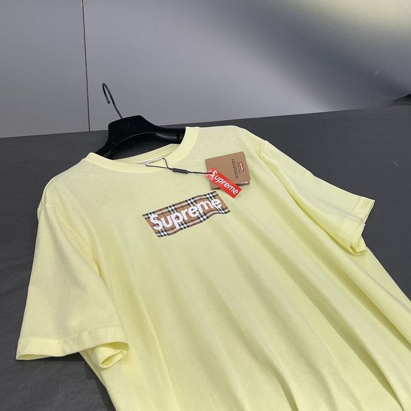 人気急上昇最強コラボ シュプリーム × バーバリー ボックスロゴTシャツ 偽物 She85649